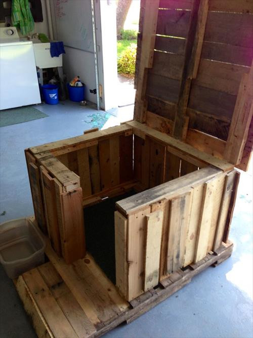 Best ideas about DIY Pallet Dog House
. Save or Pin DIY Dog House Made From Pallets Now.