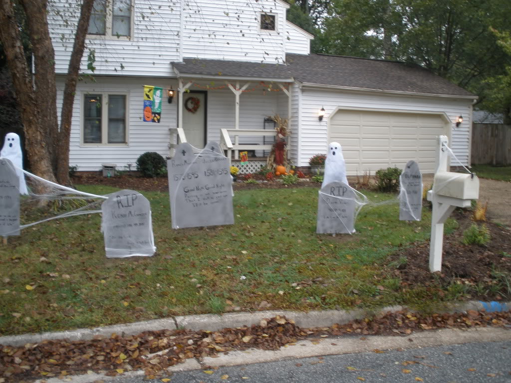 Best ideas about DIY Scary Outdoor Halloween Decorations
. Save or Pin Outdoor Halloween Decorations Ideas To Stand Out Now.