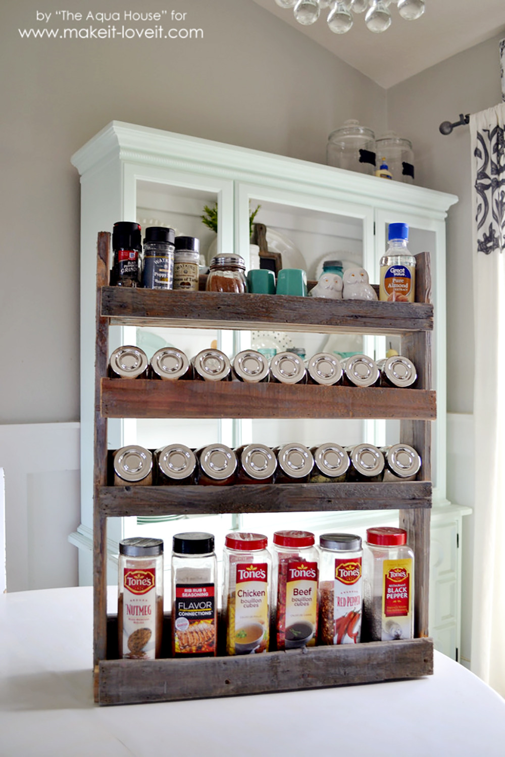 Best ideas about DIY Spice Organizer
. Save or Pin DIY Pallet Spice Rack Now.