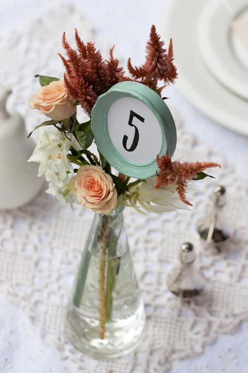 Best ideas about DIY Wedding Table Number
. Save or Pin DIY Tafelnummers van fotolijstjes Now.
