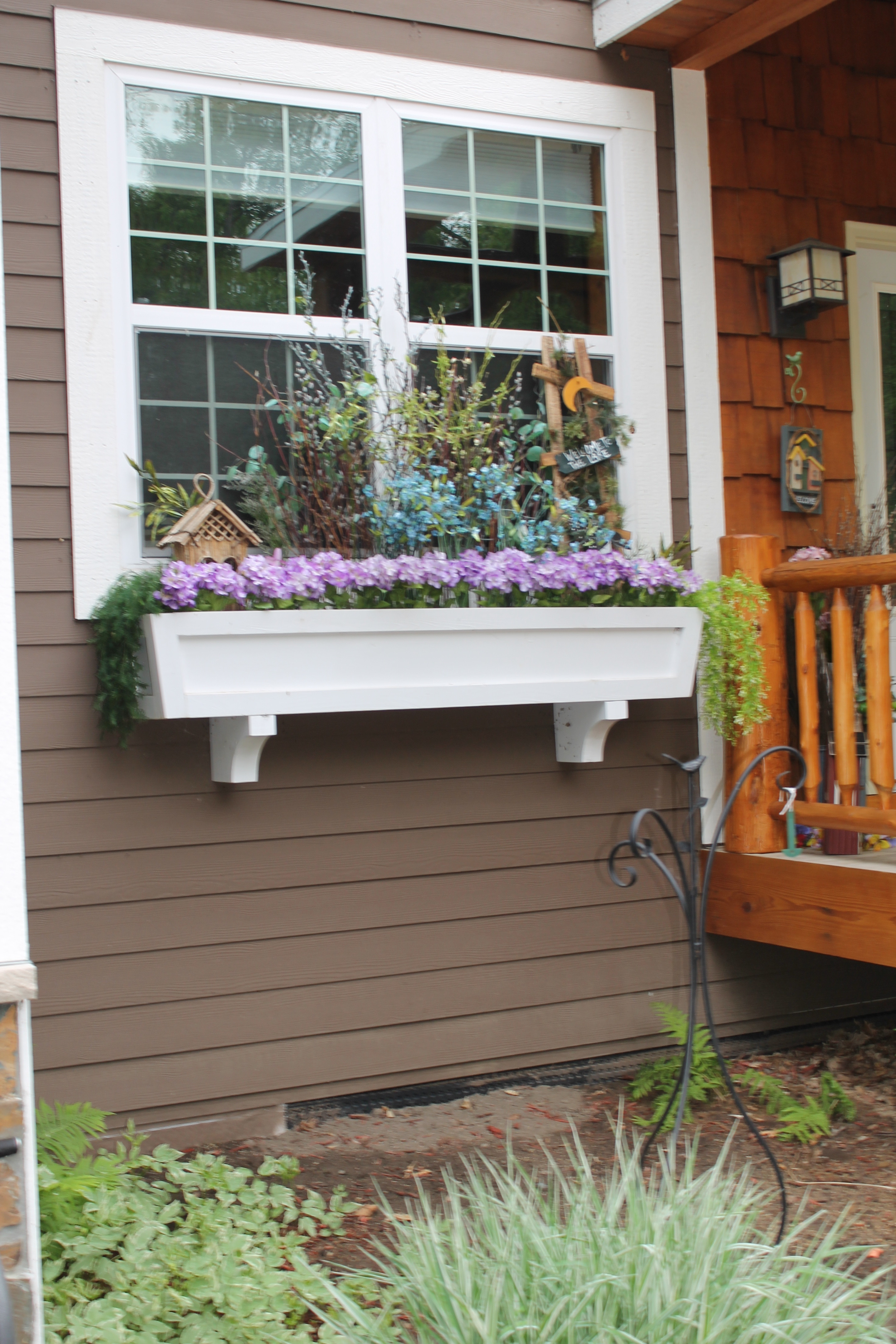 Best ideas about DIY Window Box
. Save or Pin Remodelaholic Now.