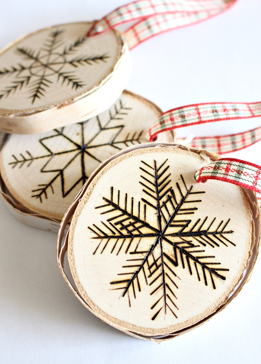 Best ideas about DIY Wood Christmas Ornaments
. Save or Pin DIY Birch Wood Slice Ornament with Wood Burned Design Now.