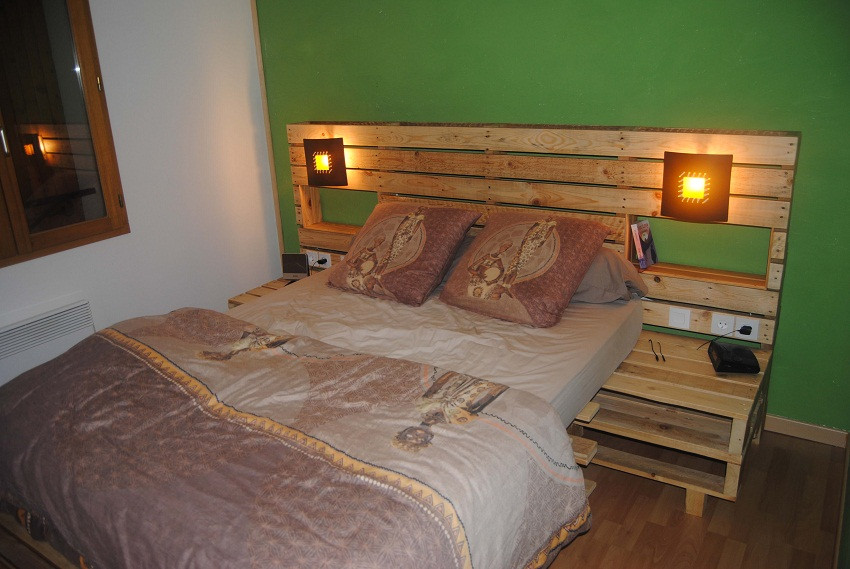 Best ideas about DIY Wood Pallet Headboard
. Save or Pin 27 DIY Pallet Headboard Ideas Now.