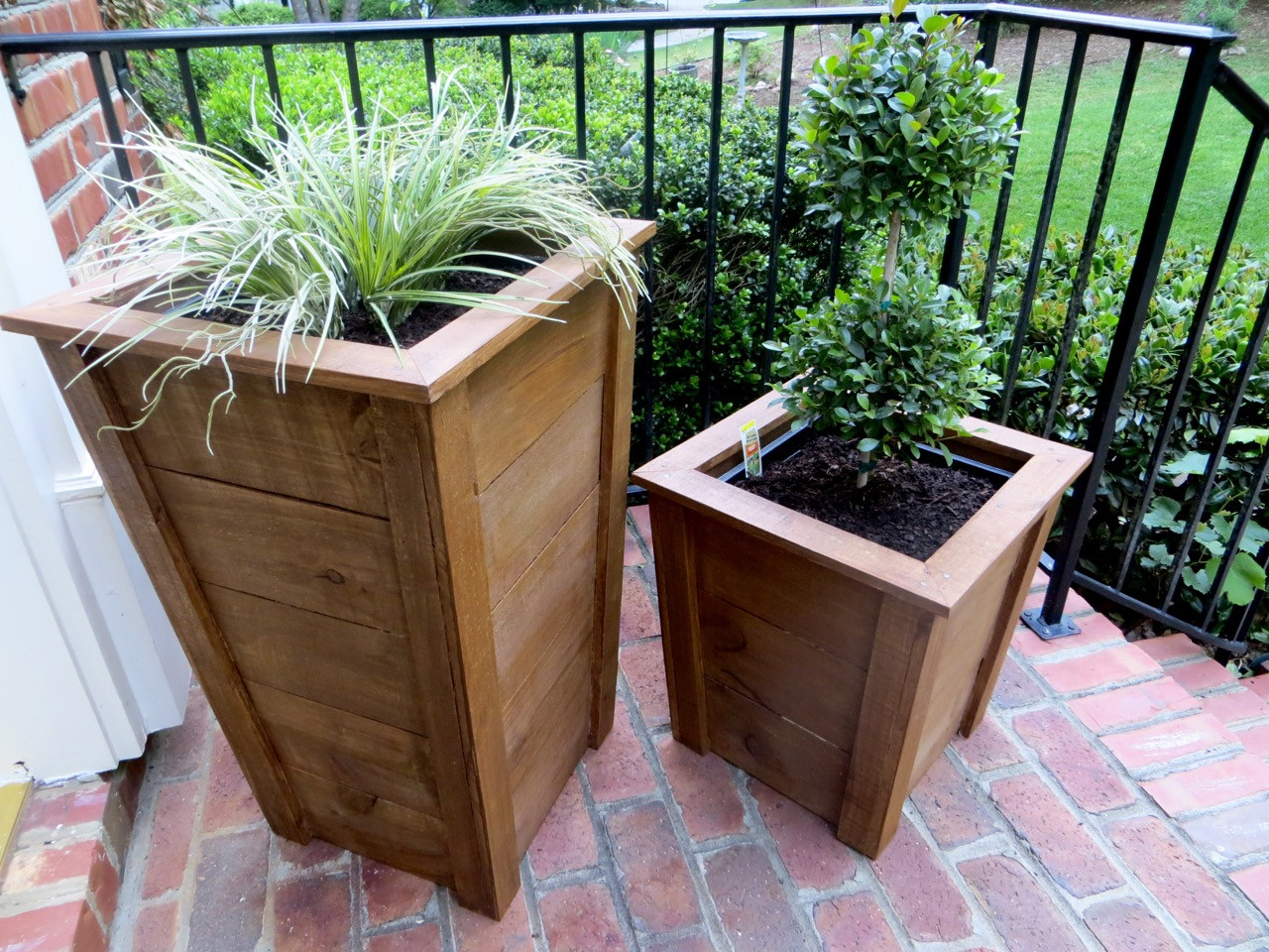Best ideas about DIY Wood Planters
. Save or Pin The Project Lady DIY Tutorial Decorative Wood Planter Boxes Now.