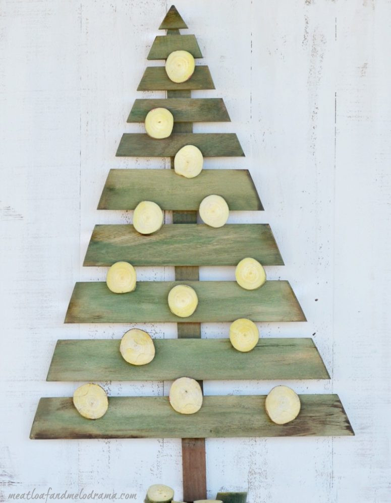 Best ideas about DIY Wooden Christmas Trees
. Save or Pin 13 Cool DIY Recycled Pallet Christmas Trees Shelterness Now.