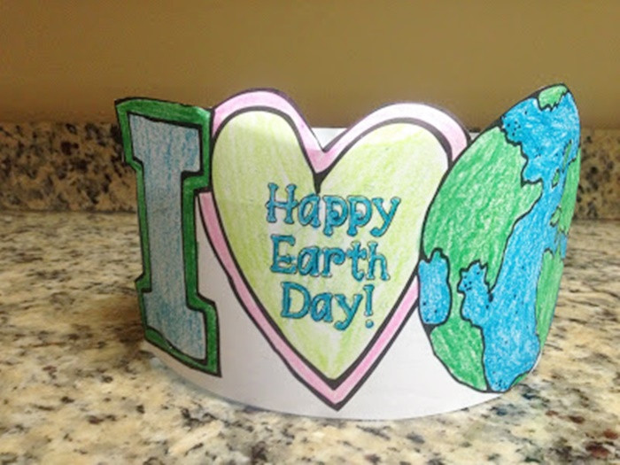 Best ideas about Earth Day Craft Ideas For Preschoolers
. Save or Pin 18 Quick and Simple Earth Day Ideas for Kindergarten Now.