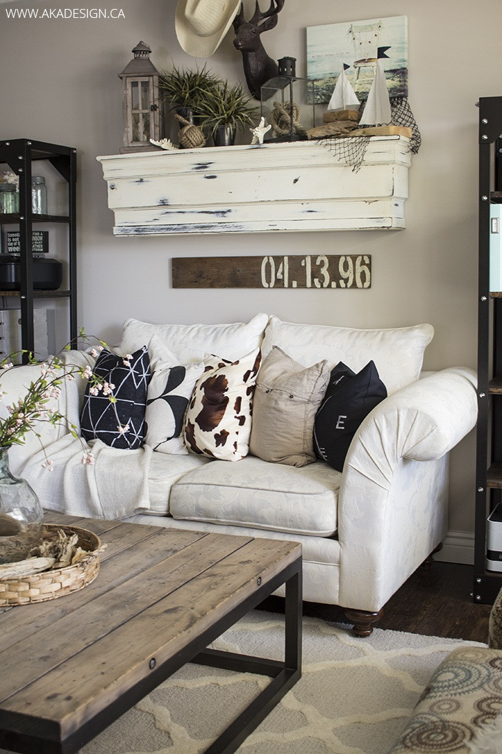 Best ideas about Family Room Wall Decor . Save or Pin 27 Rustic Farmhouse Living Room Decor Ideas for Your Home Now.