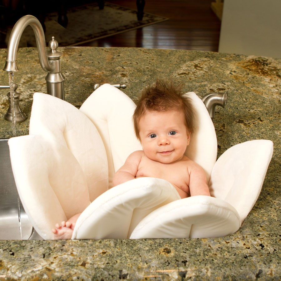 Best ideas about Flower Baby Bath
. Save or Pin I freaking want this BabyGaga Now.