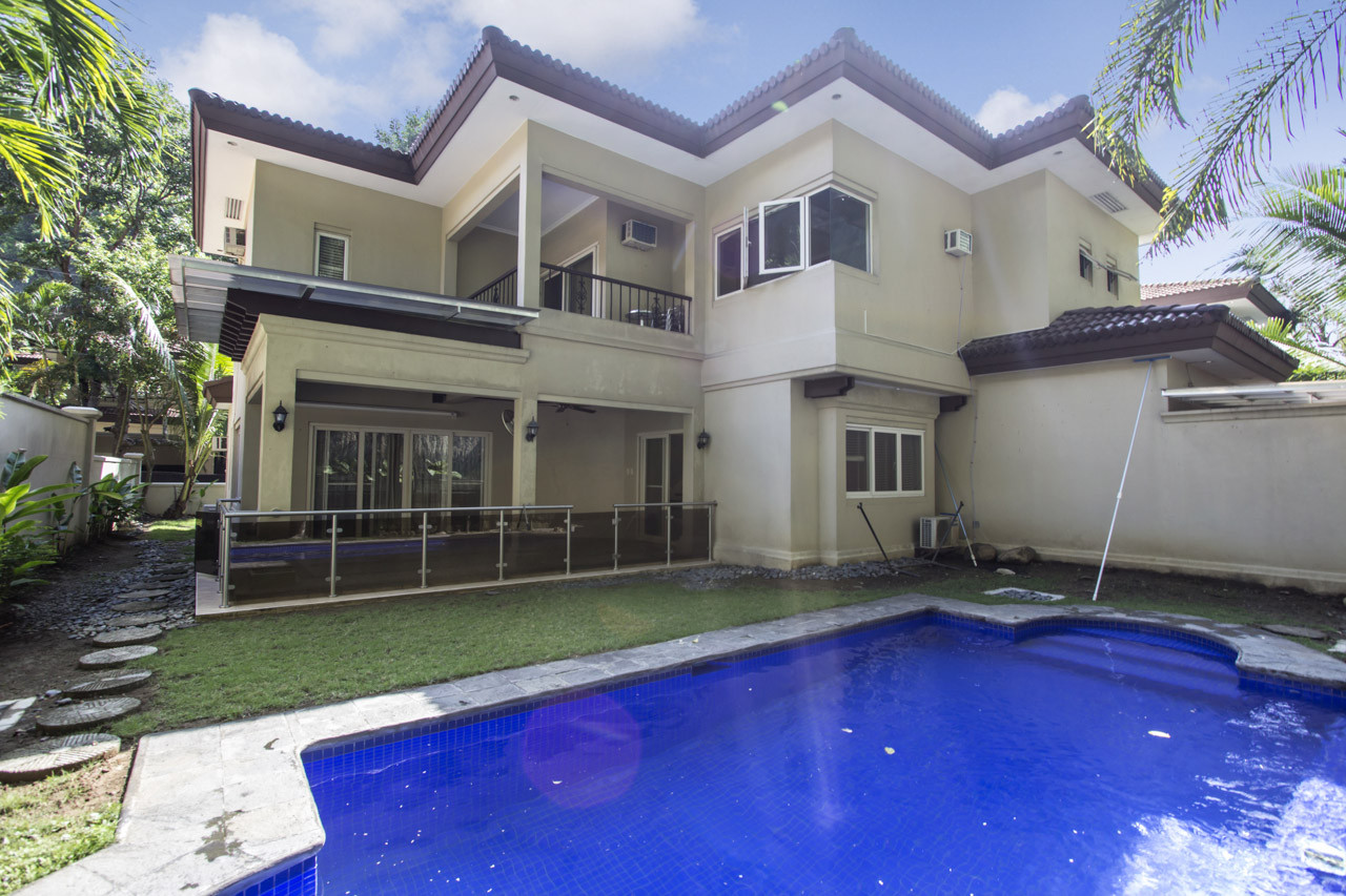 Best ideas about Four Bedroom House For Rent
. Save or Pin 4 Bedroom House with Swimming Pool for Rent in Maria Luisa Now.