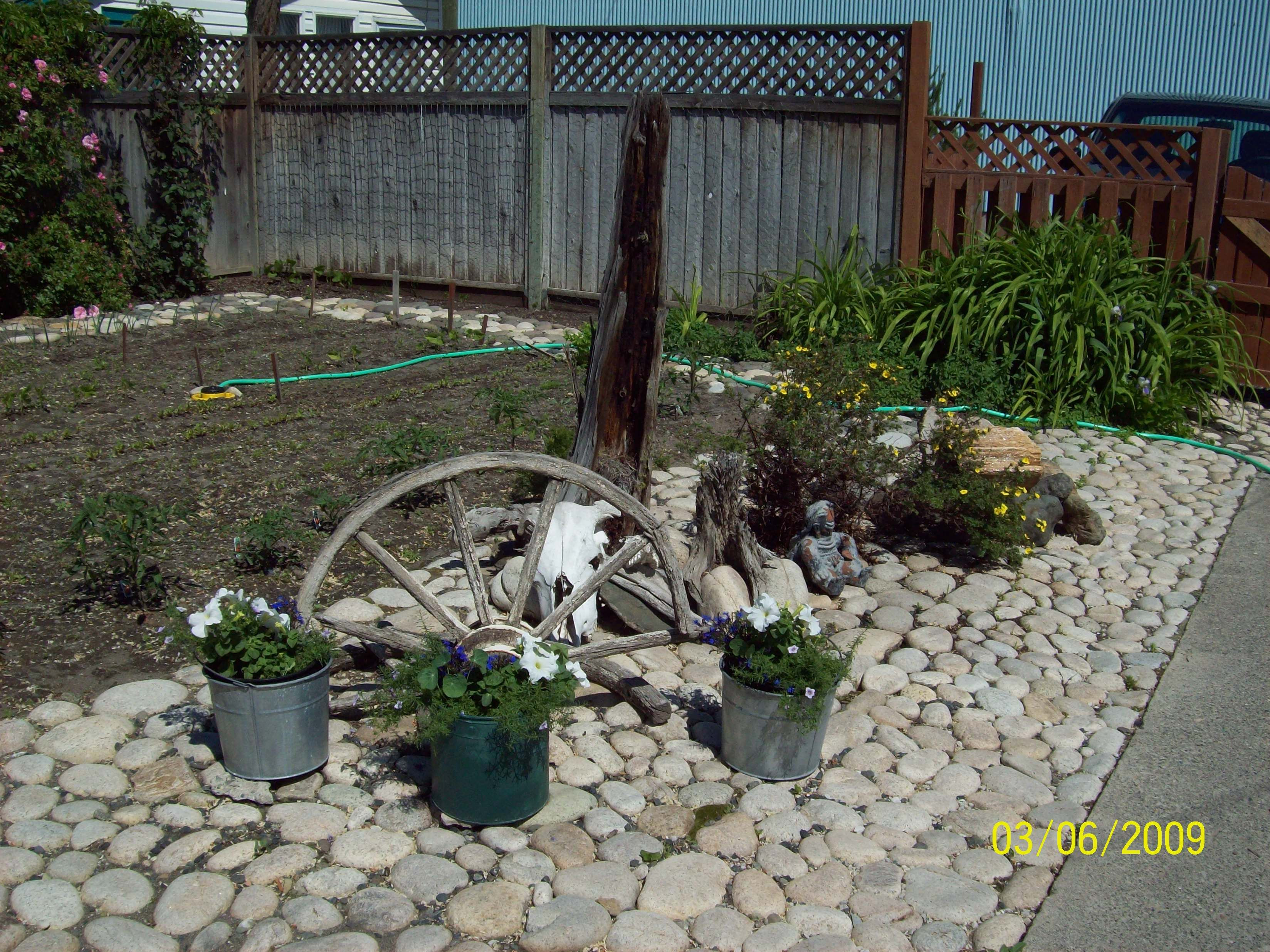 Best ideas about Garden Ideas Pinterest
. Save or Pin Broken Spokes Vintage Garden Ideas Now.