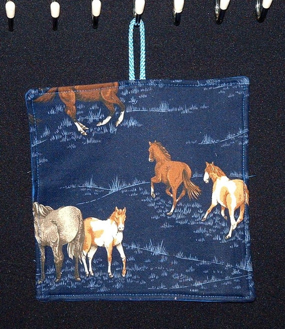 Best ideas about Horse Kitchen Decor
. Save or Pin Items similar to Pot Holder – Horses Country Kitchen Now.