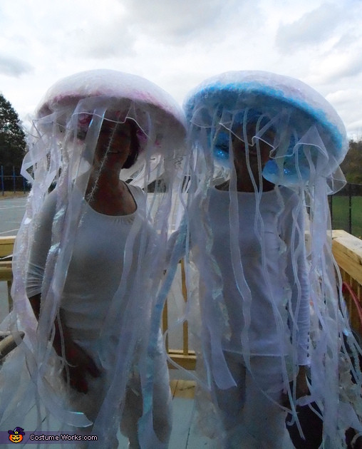 Best ideas about Jellyfish Costume DIY
. Save or Pin DIY Jellyfish Costumes Costume Works 2 5 Now.