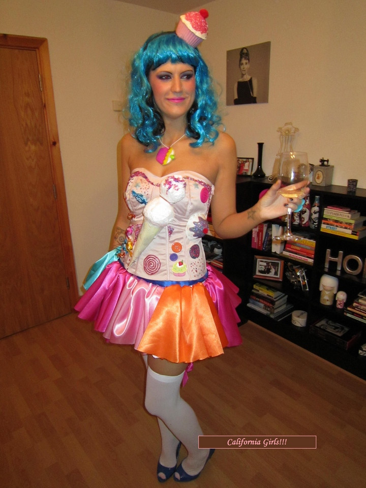 Best ideas about Katy Perry Costume DIY
. Save or Pin Cathy L KATY PERRY DIY HALLOWEEN COSTUME Now.