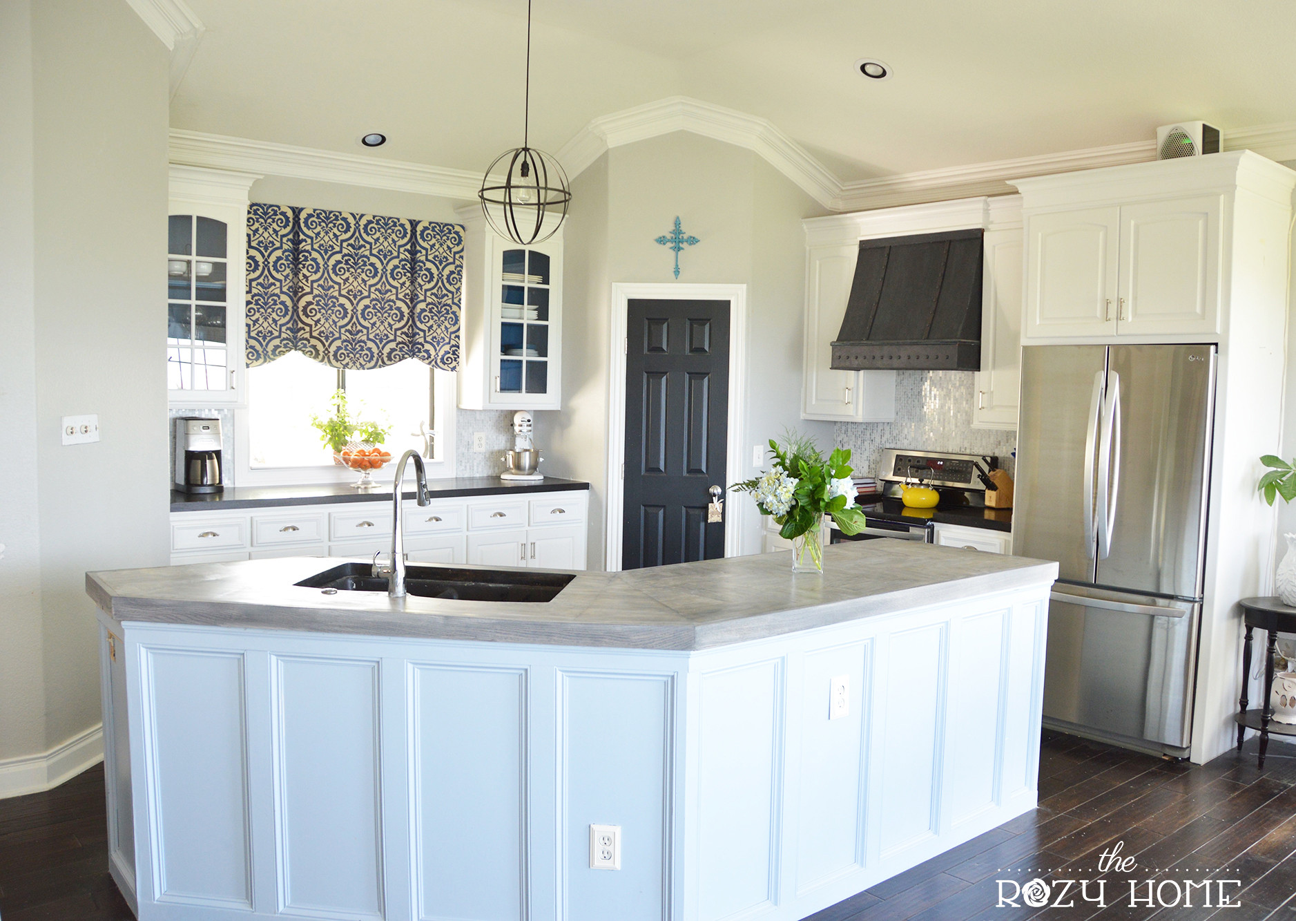 Best ideas about Kitchen Cabinet DIY
. Save or Pin Remodelaholic Now.