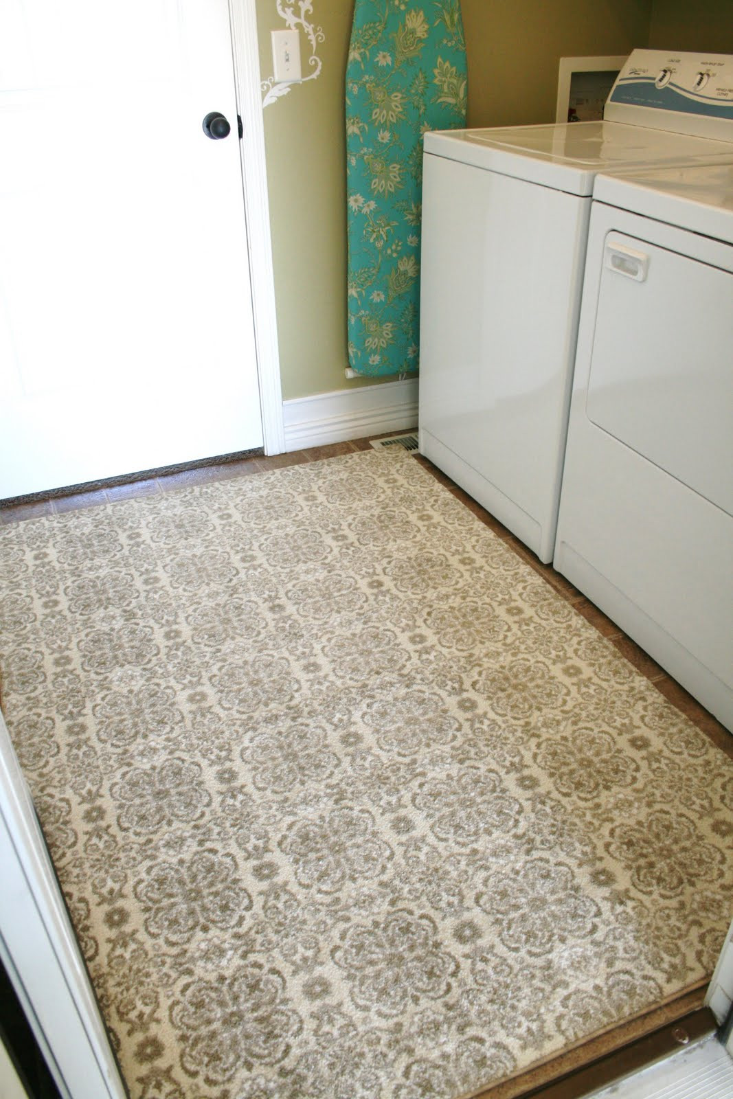 Best ideas about Laundry Room Rugs
. Save or Pin Great Ways to Freshen Up your Laundry Room Now.