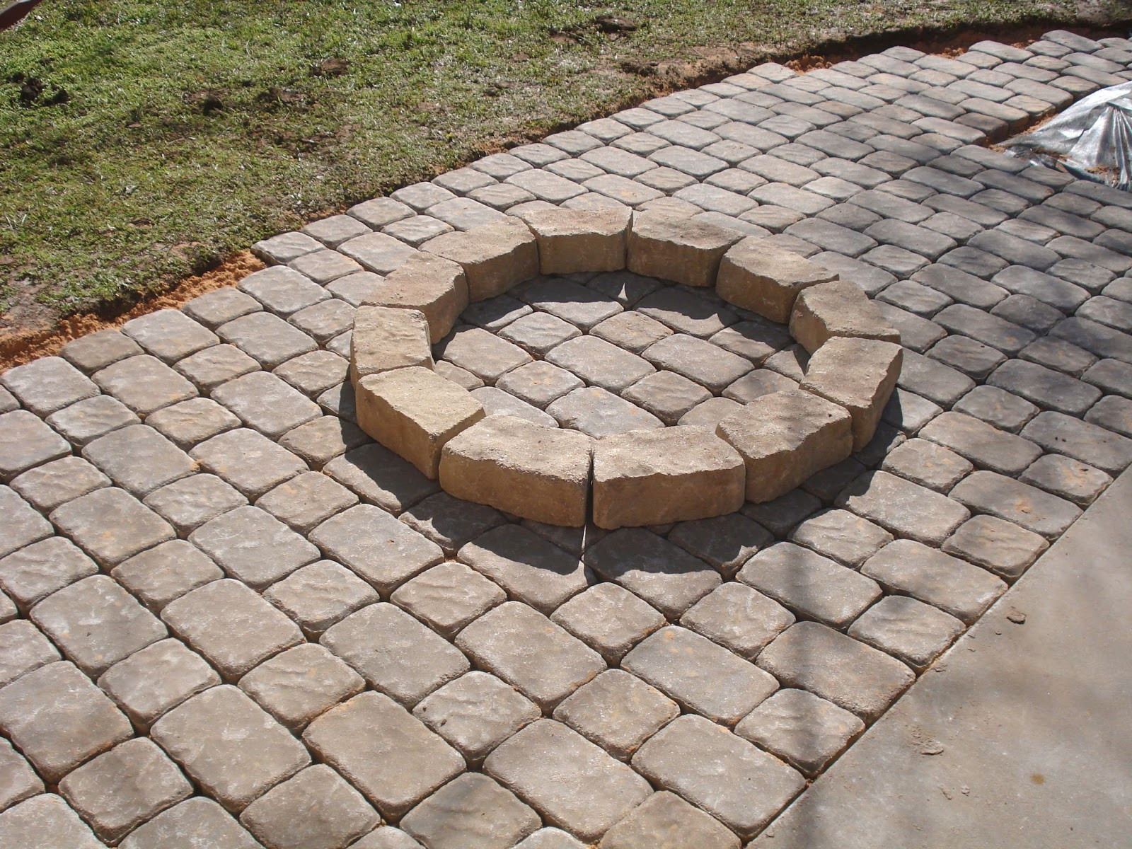 Best ideas about Laying Patio Pavers
. Save or Pin How To Lay Pavers For A Patio Now.