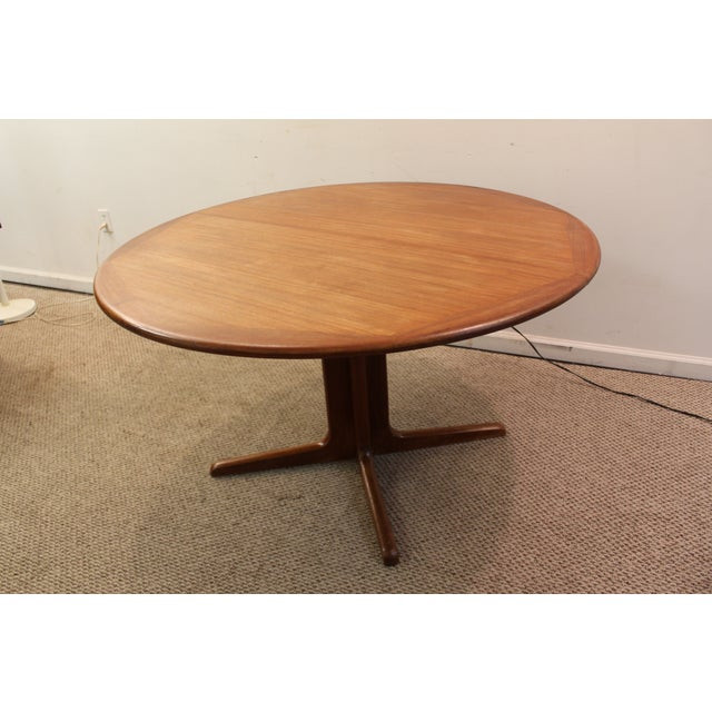 Best ideas about Mid Century Modern Round Dining Table
. Save or Pin Mid Century Danish Modern Teak Round Dining Table Now.