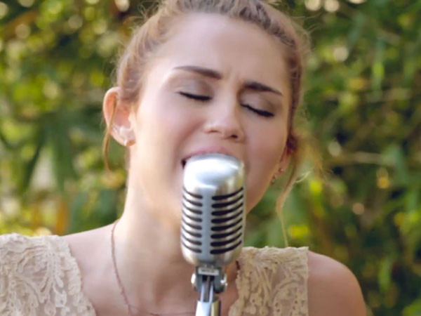 Best ideas about Miley Cyrus Backyard Sessions
. Save or Pin Miley Cyrus Covers “Jolene” In Stunning ‘Backyard Sessions Now.
