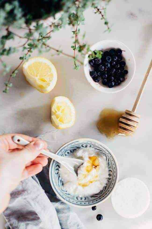 Best ideas about Moisturizing Face Mask DIY
. Save or Pin How to Make An At Home Yogurt Face Mask Now.