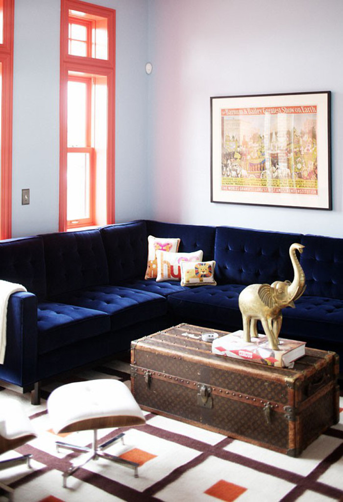 Best ideas about Navy Blue Sofa
. Save or Pin 21 Different Style To Decorate Home With Blue Velvet Sofa Now.