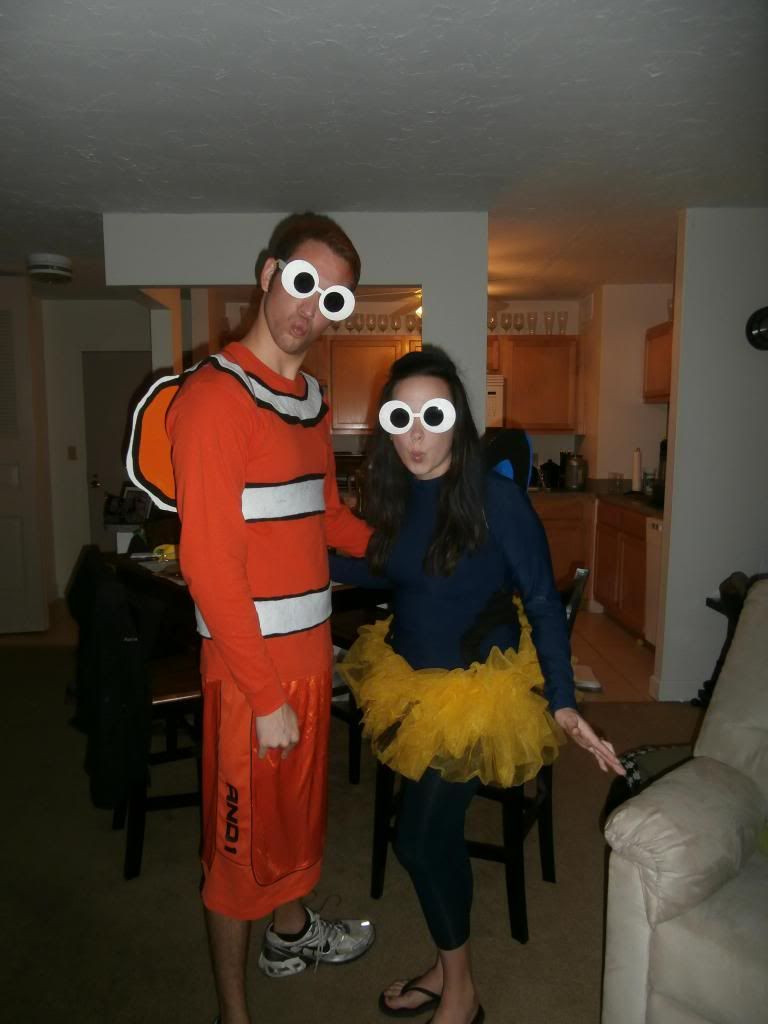 Best ideas about Nemo Costume DIY
. Save or Pin DIY Couples Costume Nemo and Dory Finding Nemo Now.