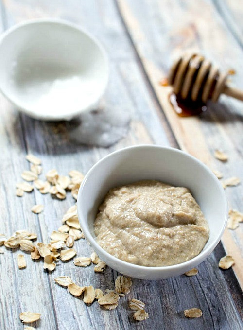 Best ideas about Oatmeal Mask DIY
. Save or Pin Honey Oatmeal Homemade Face Mask Easy DIY Beauty Prodcut Now.