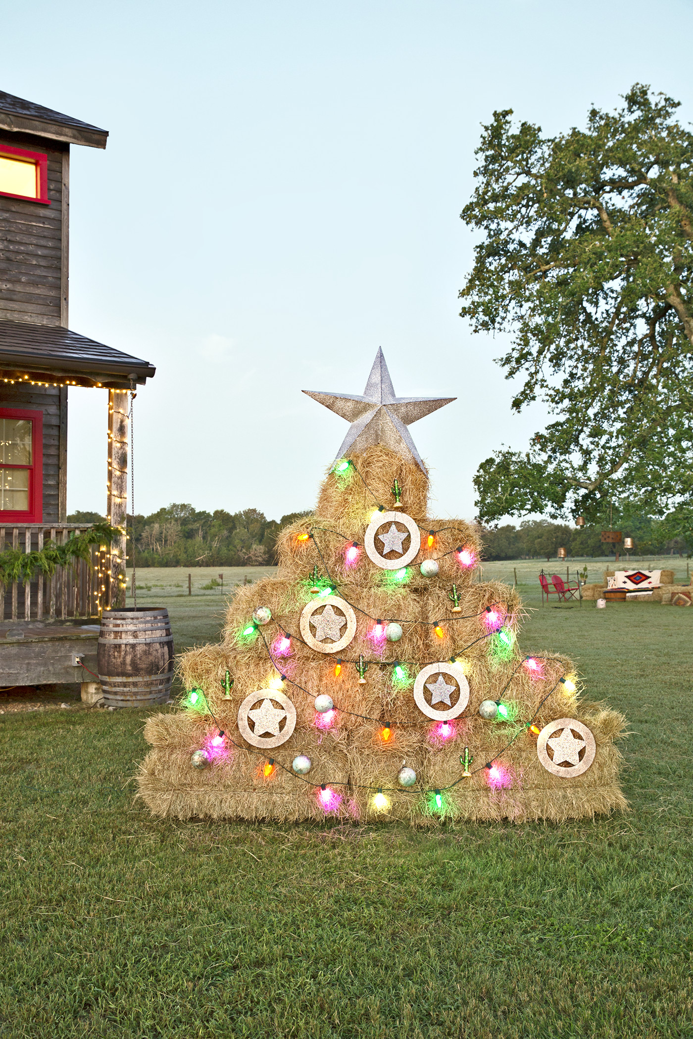 Best ideas about Outdoor Christmas Decor
. Save or Pin 34 Outdoor Christmas Decorations Ideas for Outside Now.