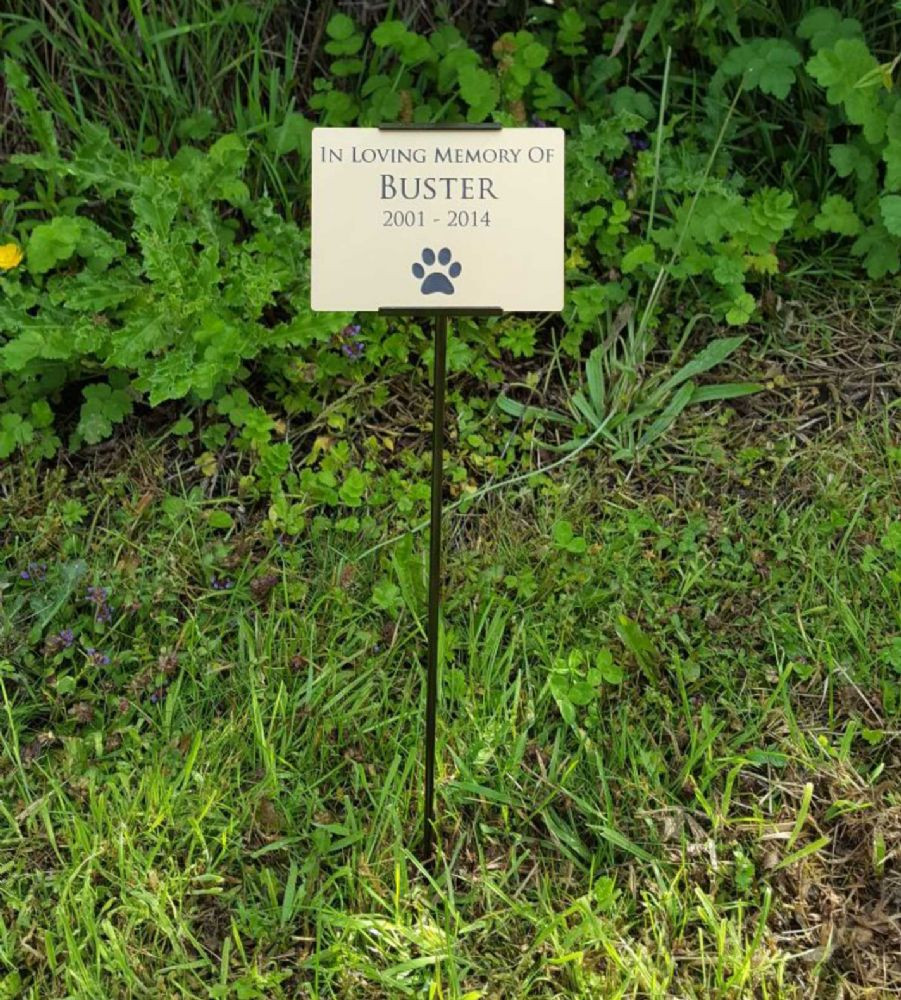 Best ideas about Outdoor Memorial Plaques
. Save or Pin Outdoor Garden Stake Memorial Plaque Choose Your Text Now.