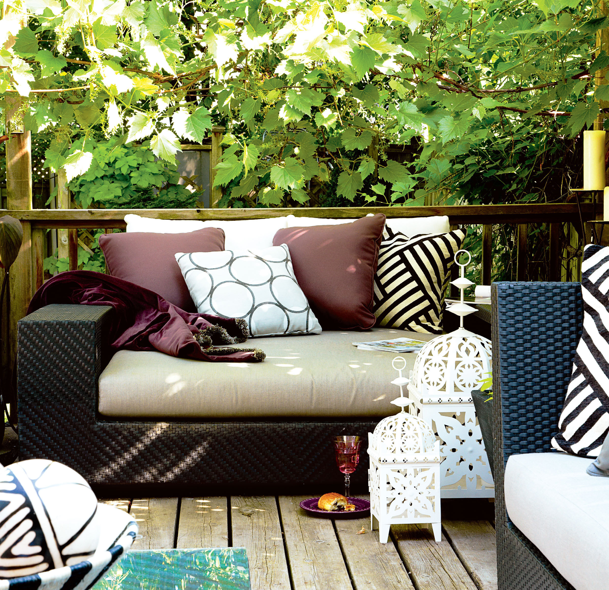 Best ideas about Outdoor Patio Decor
. Save or Pin 20 ways to spiff up your backyard for spring Now.