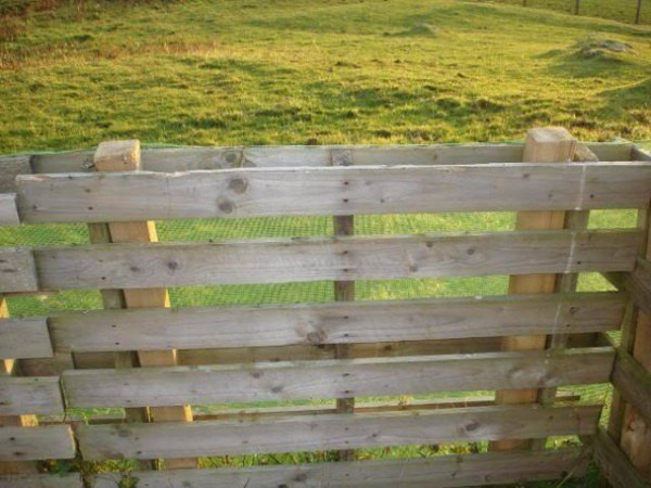 Best ideas about Pallet Fence DIY
. Save or Pin 13 Amazing DIY Pallet Fences You Can Make At Home Now.