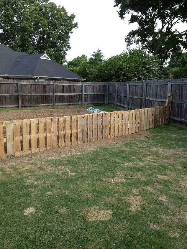 Best ideas about Pallet Fence DIY
. Save or Pin Pallet Fence Now.