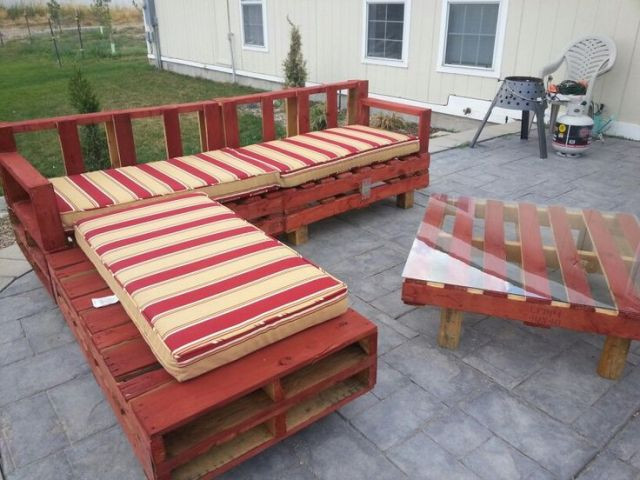 Best ideas about Pallet Furniture DIY Plans
. Save or Pin 20 Cozy DIY Pallet Couch Ideas Now.