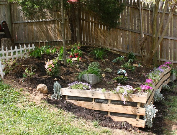 Best ideas about Pallet Garden Ideas
. Save or Pin How to Shimmer Your Pallet Garden Pallet Furniture Now.