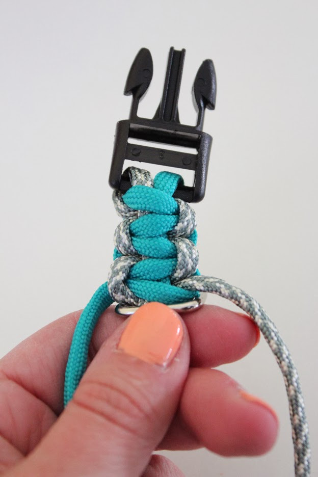 Best ideas about Paracord Dog Collar DIY
. Save or Pin DIY Paracord Dog Collar Now.