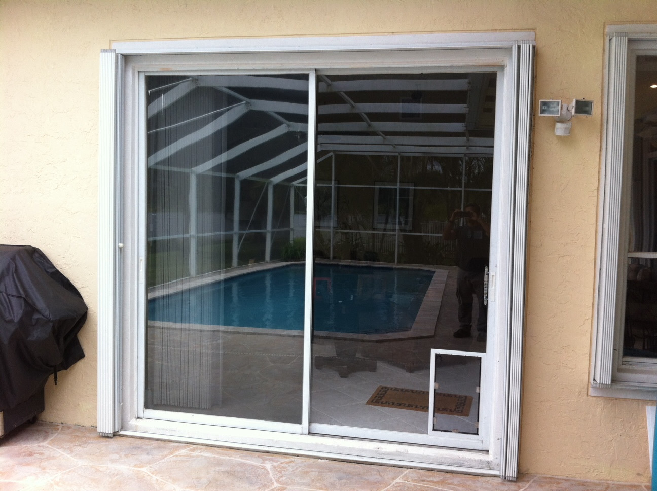 Best ideas about Patio Door With Pet Door Built In
. Save or Pin Unprecedented Patio Doors With Built In Dog Door Patio Now.