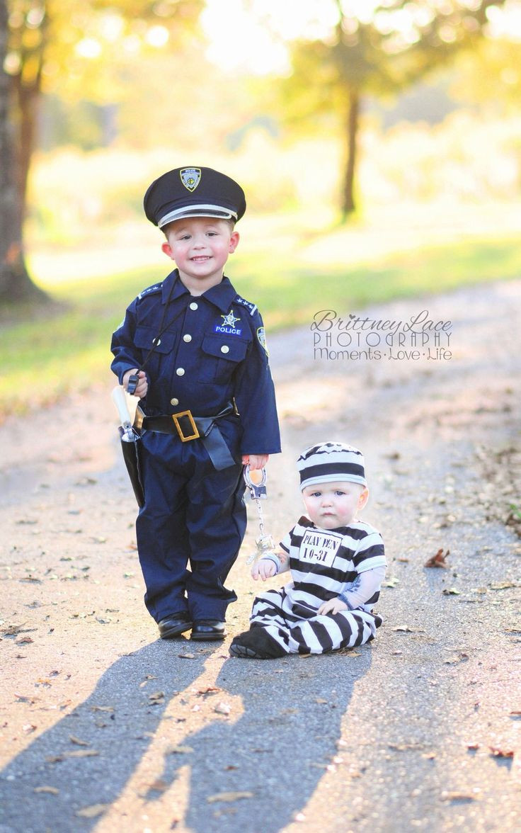Best ideas about Prisoner Costume DIY
. Save or Pin Policeman and prisoner 66a5b f a Now.