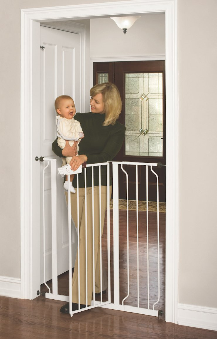 Best ideas about Regalo Top Of Stair Safety Gate
. Save or Pin The 5 Best Baby Gate For Top Stairs Now.