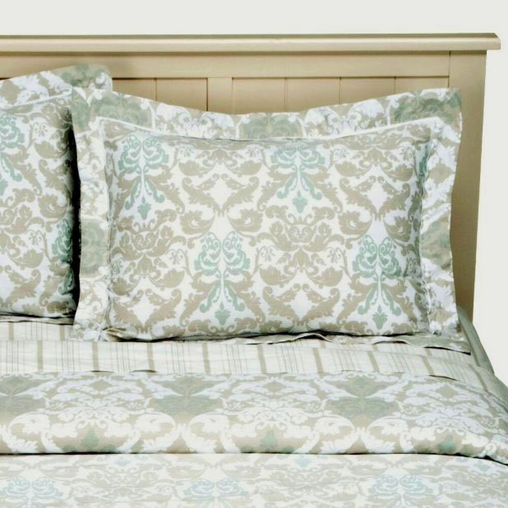 Best ideas about Shabby Chic Comforter Set
. Save or Pin NEW SIMPLY SHABBY CHIC DAMASK SCROLL REVERSIBLE FORTER Now.