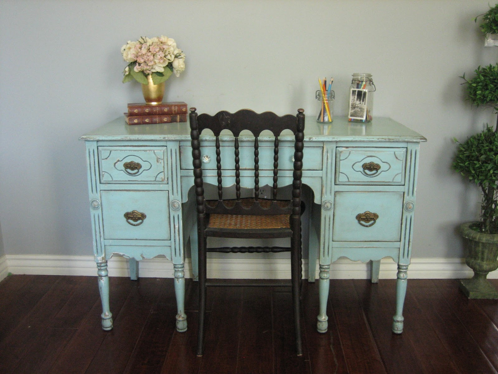 Best ideas about Shabby Chic Desk
. Save or Pin European Paint Finishes Shabby Chic Desk Now.