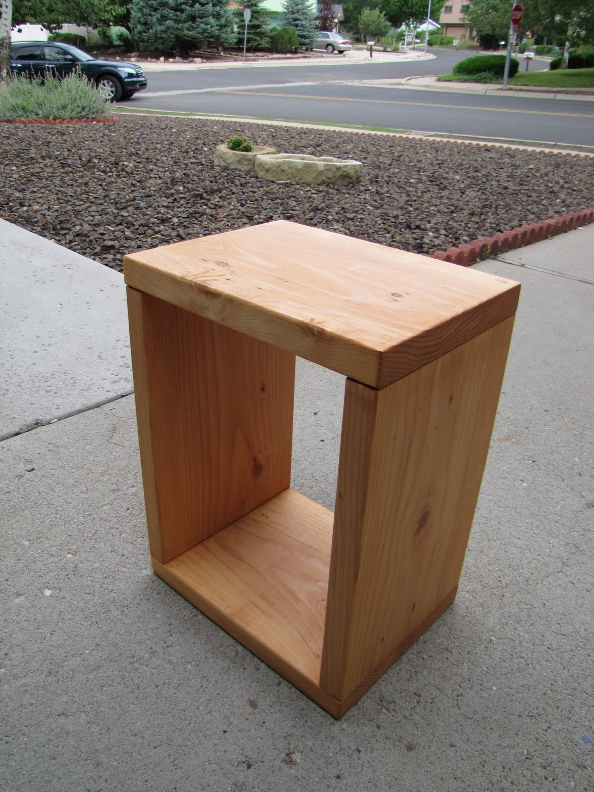 Best ideas about Side Tables DIY
. Save or Pin Little Bits of This DIY end tables Now.