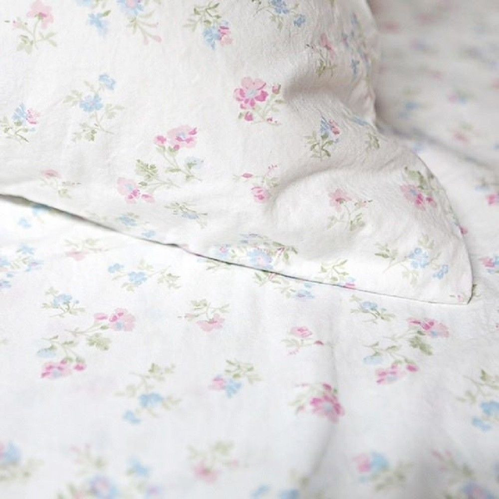 Best ideas about Simply Shabby Chic Sheets
. Save or Pin NIP Simply Shabby Chic Candy Pink Floral QUEEN Sheet Set Now.