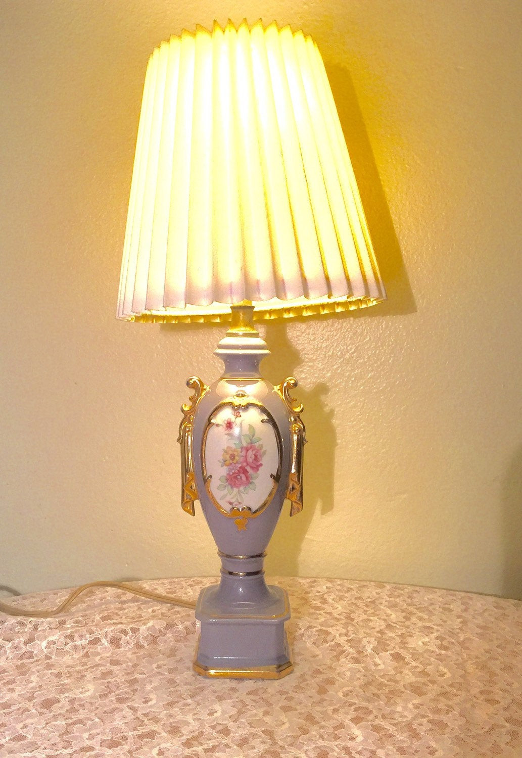 Best ideas about Small Desk Lamp
. Save or Pin Vintage Ceramic Desk Lamp Small Now.