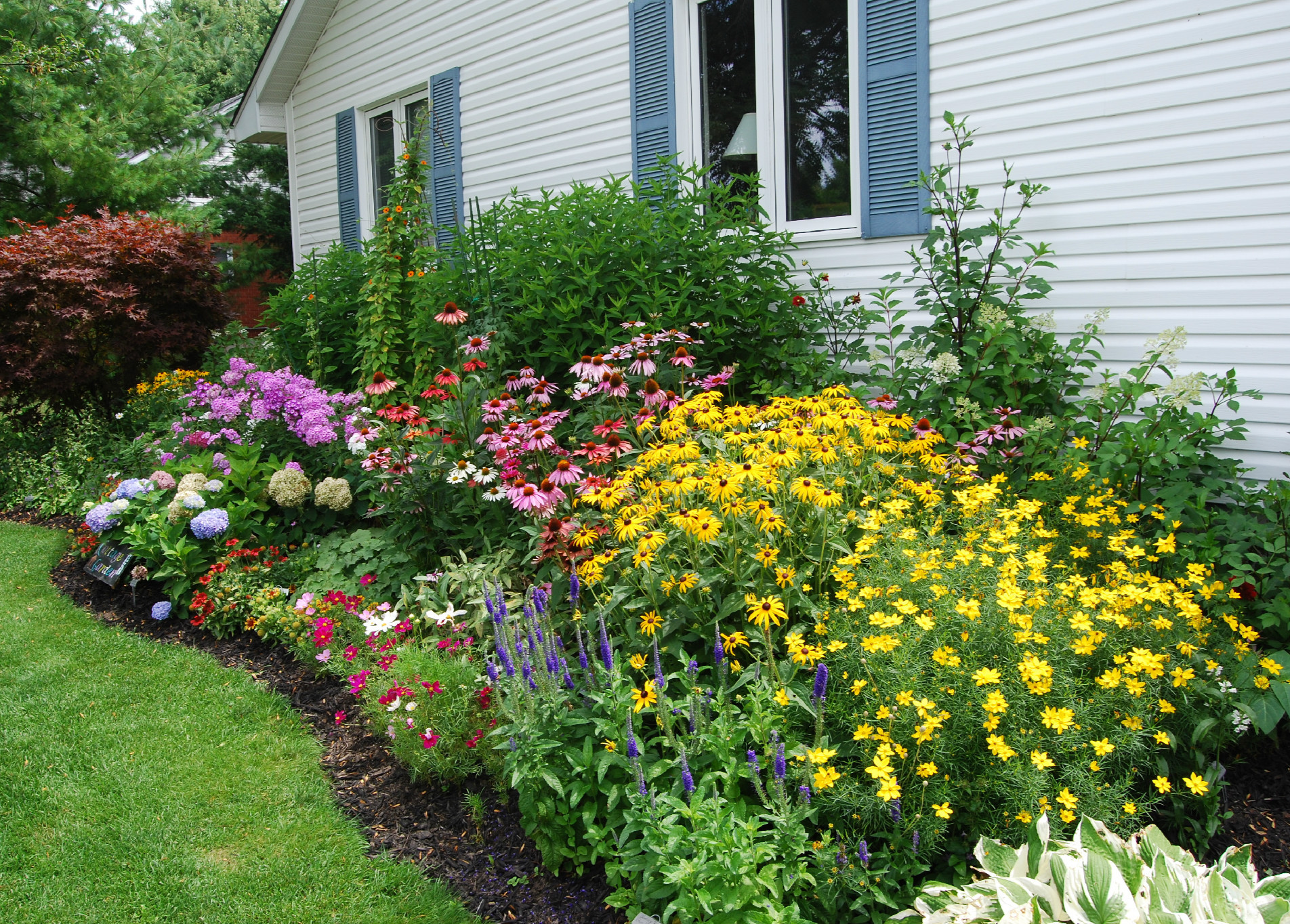 Best ideas about Small Flower Garden Ideas
. Save or Pin Garden Design Ideas X Cottage Garden Design Ideas Garden Now.