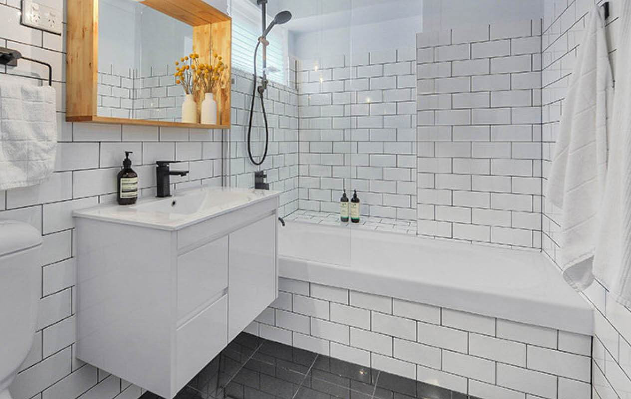 Best ideas about Subway Tile Bathroom
. Save or Pin 15 Favorite Ideas of Subway Tile Bathroom Reverb Now.