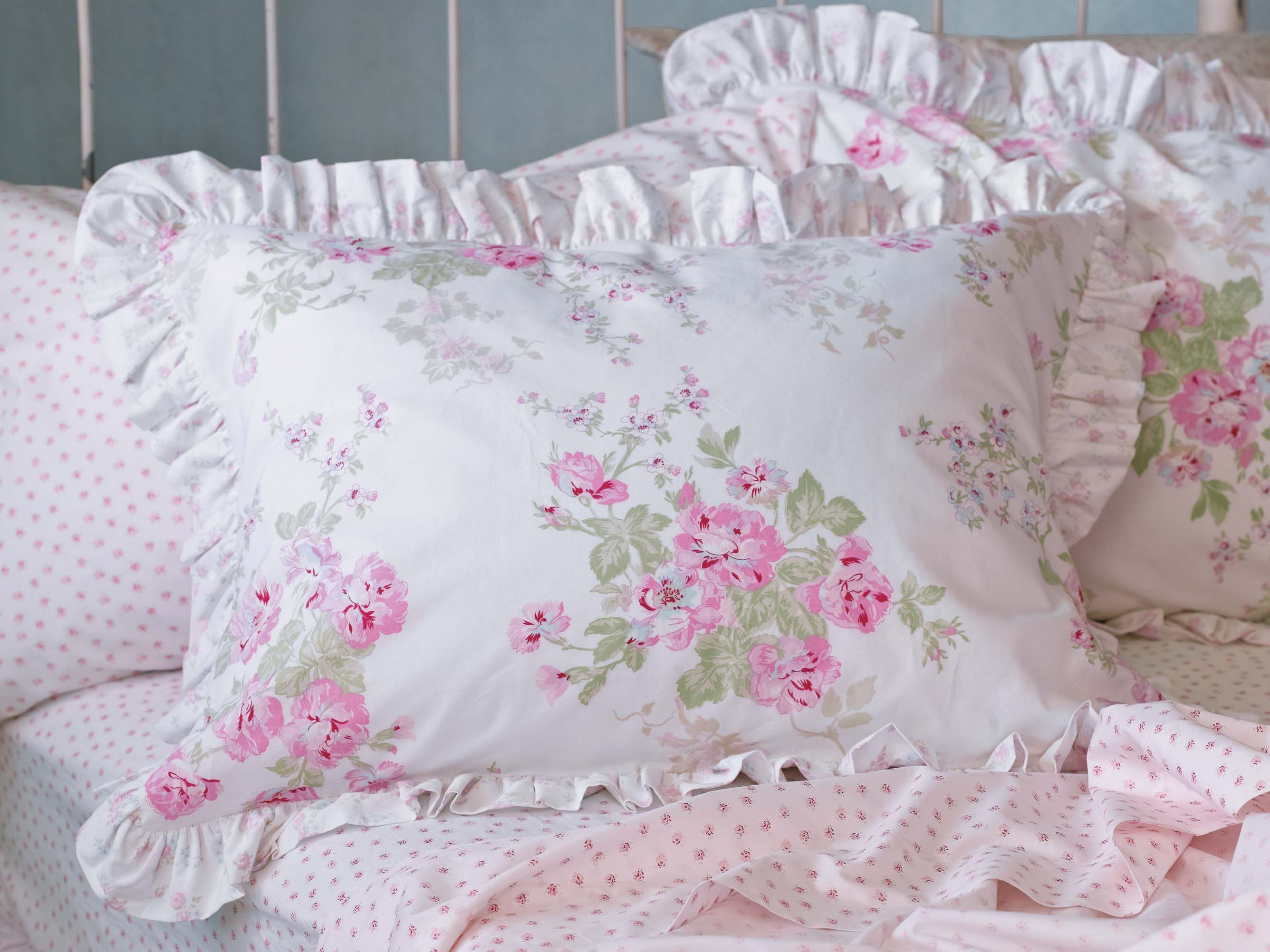 Best ideas about Target Shabby Chic Bedding
. Save or Pin Simply Shabby Chic Es Floral Bedding at Tar Now.