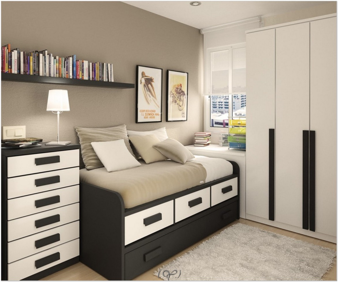 Best ideas about Teenage Bedroom Furniture For Small Rooms
. Save or Pin Teenage male bedroom decorating ideas teenage boy bedroom Now.