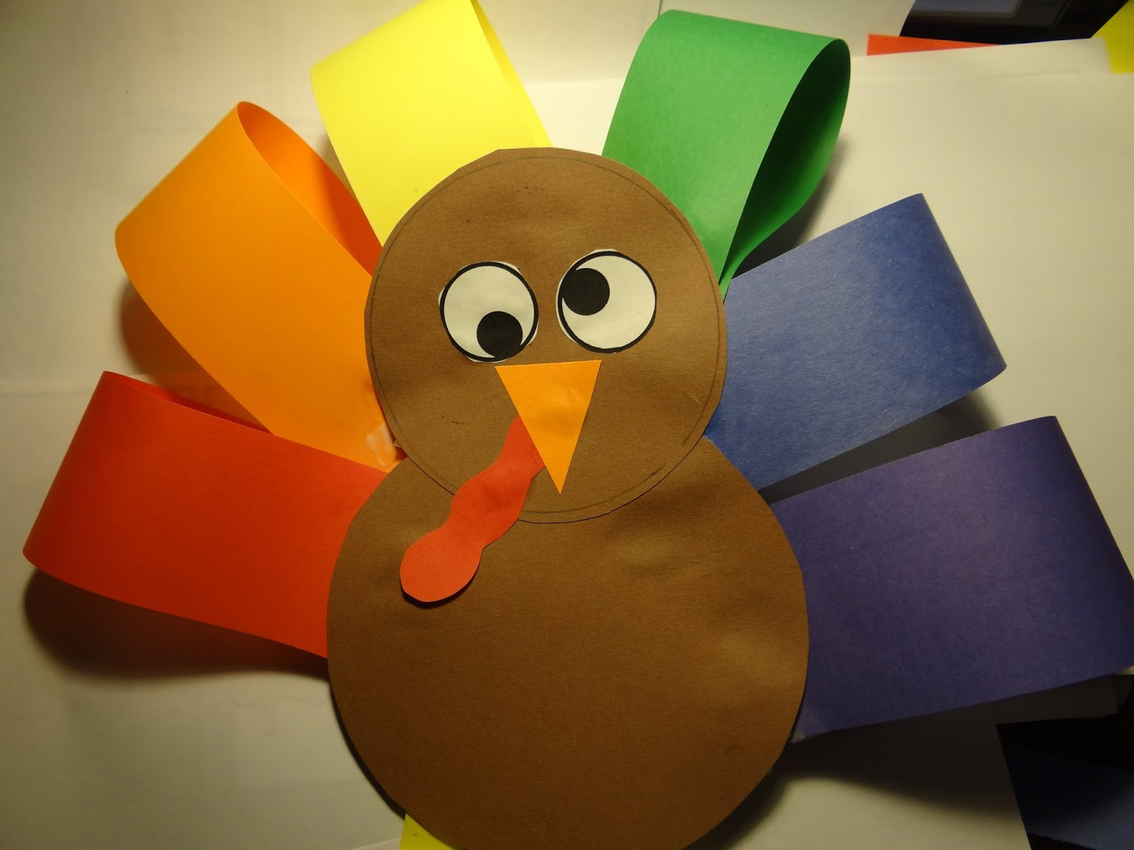 Best ideas about Thanksgiving Art Projects For Preschoolers
. Save or Pin PATTIES CLASSROOM Turkey Art Project from Colored Paper Now.