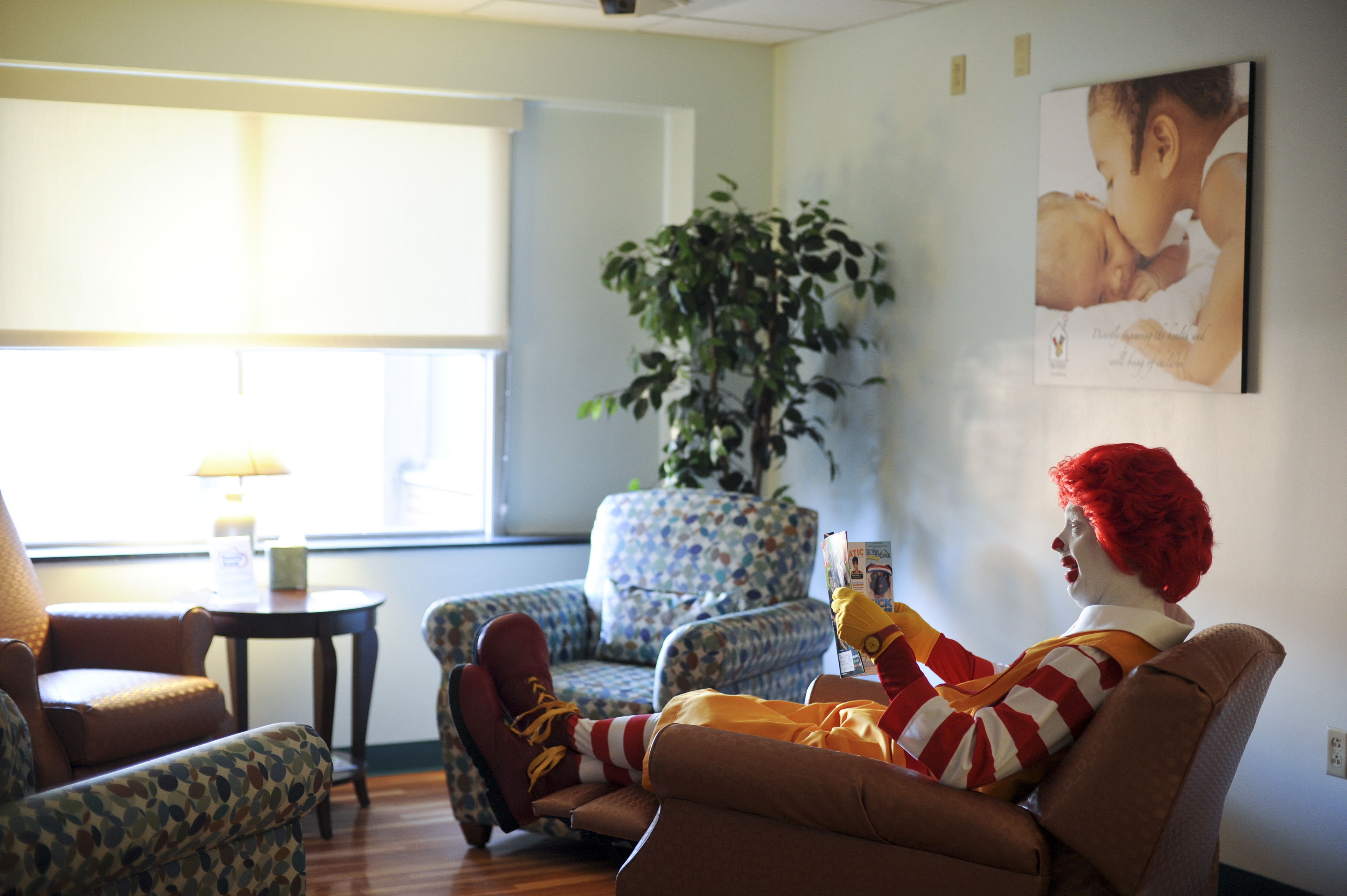 Best ideas about The Family Room
. Save or Pin Family Room Volunteer Opportunities Ronald McDonald Now.