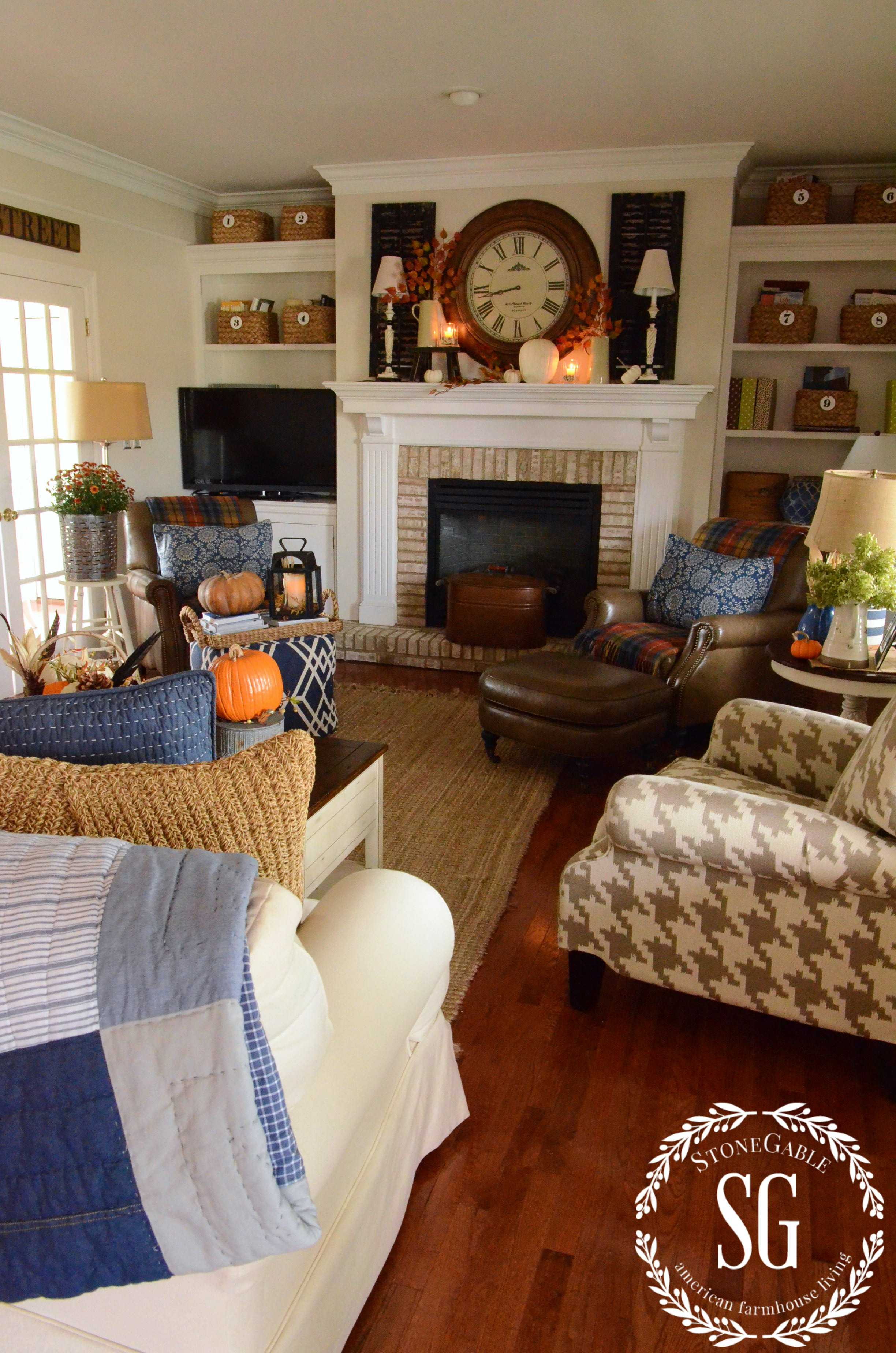 Best ideas about The Family Room
. Save or Pin STONEGABLE FALL HOUSE TOUR StoneGable Now.