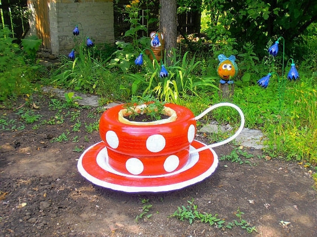 Best ideas about Tire Garden Ideas
. Save or Pin 24 creative ways to reuse old tires as a garden decoration Now.